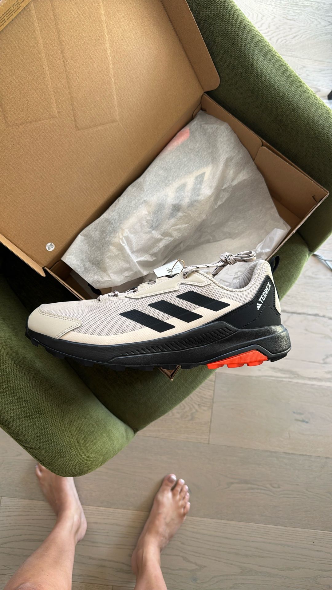 Adidas hiking shoes Men’s 13