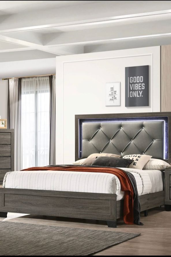 😍 Hottest Offer On Brand New Bed. First Come First Served 