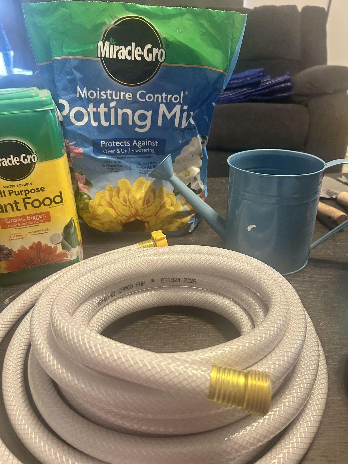 Complete Gardening Set – Tools, Pots, Soil, Plant Food & More 🌱🪴