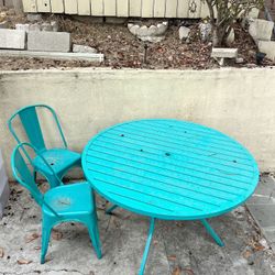 Blue Metal Outdoor Table And Chairs