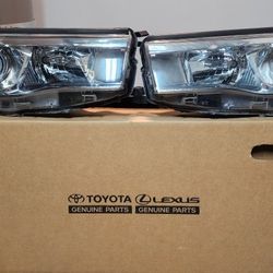 2014 Toyota Highlander OEM Headlights