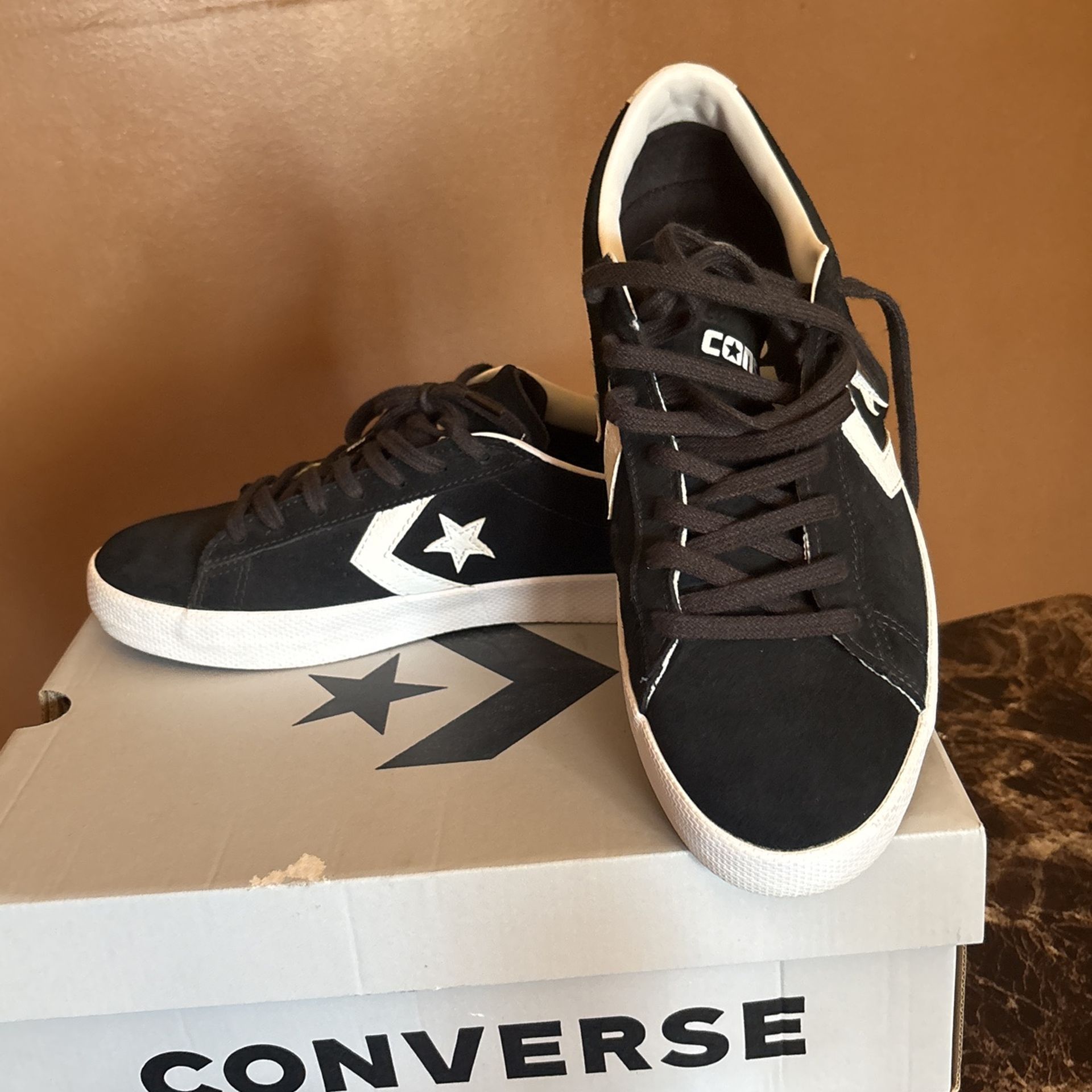 Converse Size 9