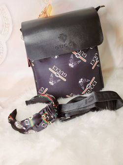 Crossbody bag