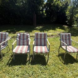 Lawn/pool Chairs