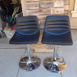 2 Black Barstools Chairs Bar Stools  Chrome Base