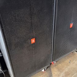 Par De Bajos Originales Jbl
