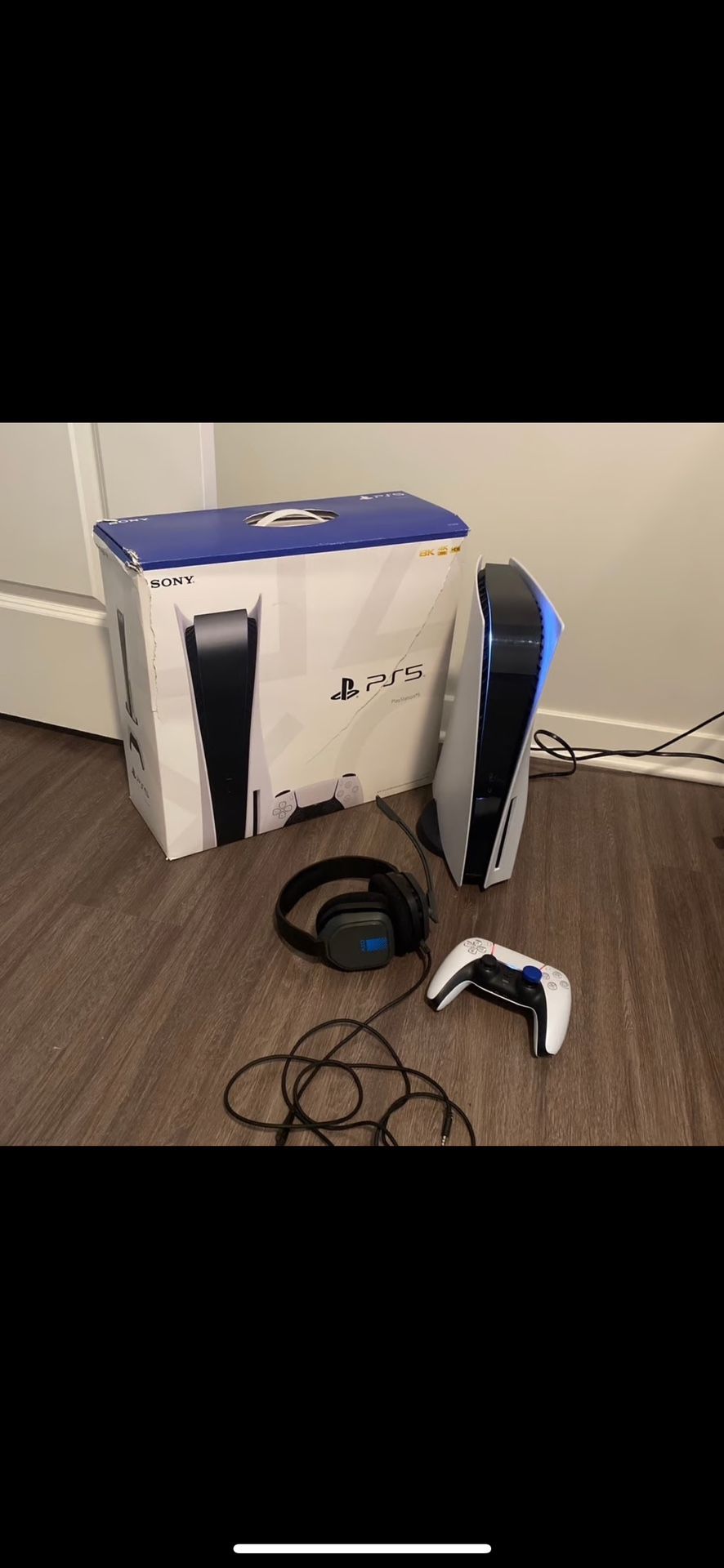 Ps5 With Controller And Cords Great Condition