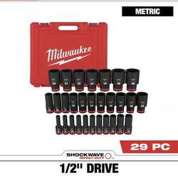Milwaukee SHOCKWAVE 1/2 in. Drive Metric 6 Point Impact Socket Set (29-Piece