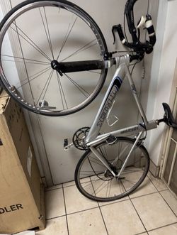 Trek Equinox 7 E7 Bike