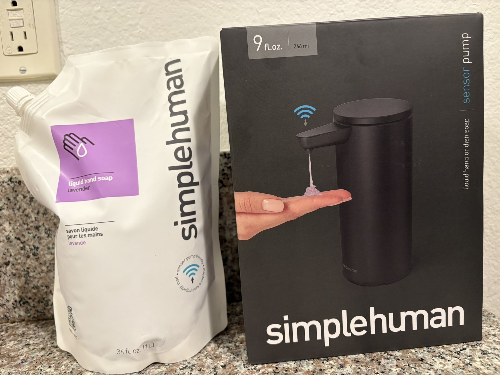 Simplehuman Black Sensor Pump With Liquid Hand Soap