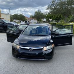 Honda Civic Sedan 4D 