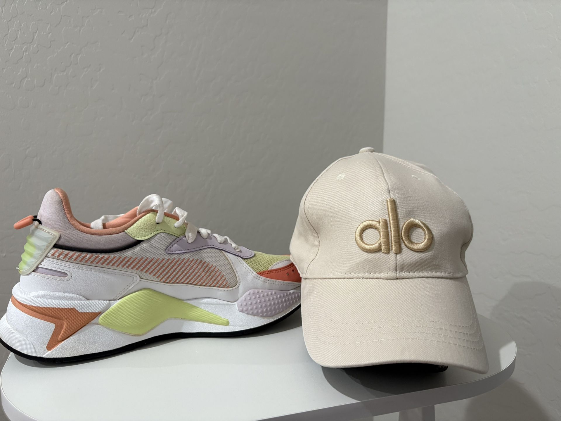 Puma Women’s Sneakers 8 1/2, ALO Hat, Under Armor Headband And Waist