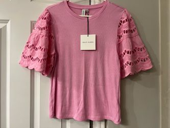New with tag Grace + Karma Pink Eyelet Sleeve Top