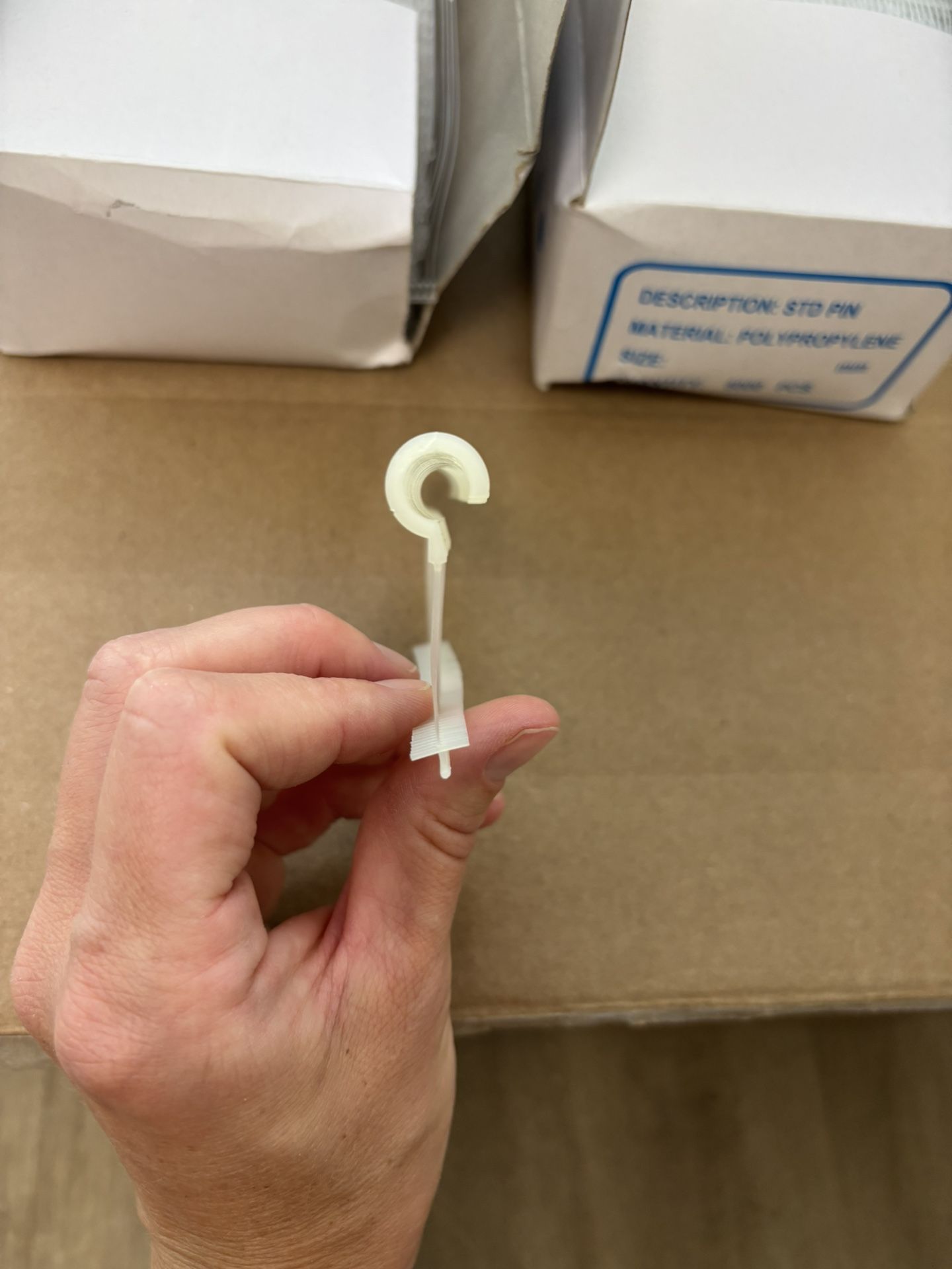 Tagging Fasteners. 2 Kinds STD Pins