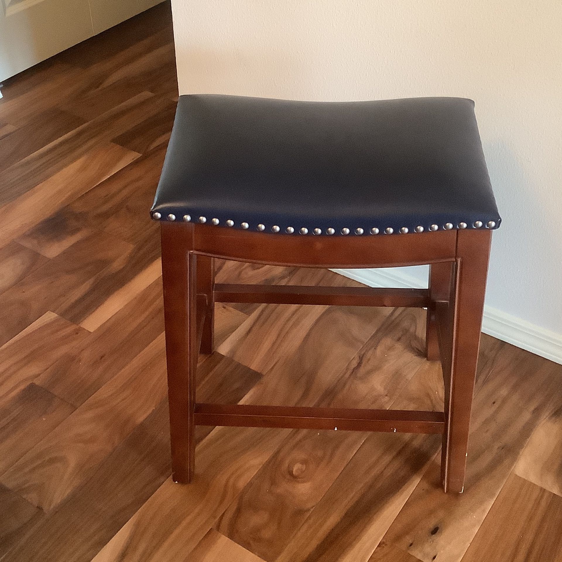 3 , Navy Blue Leather Counter Height Bar Stools From Grandinroad 
