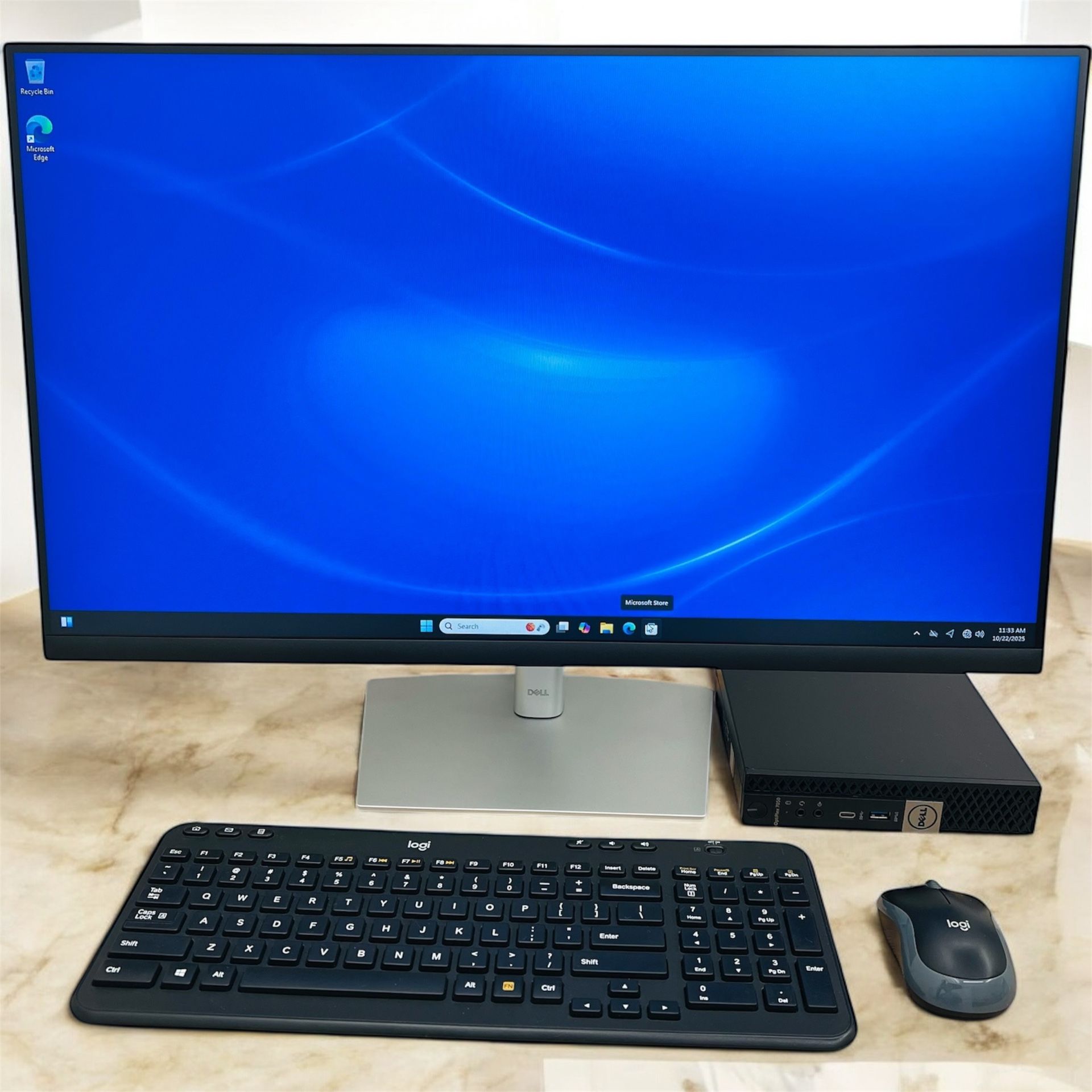 Dell i7 Quad Core Full HD desktop PC / Windows 11 Pro / 1TB SSD / 32GB RAM / USB C / WiFi / 27” Monitor / Wireless keyboard & mouse