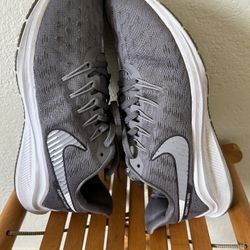 Nike Shoes Good Condition Size 9