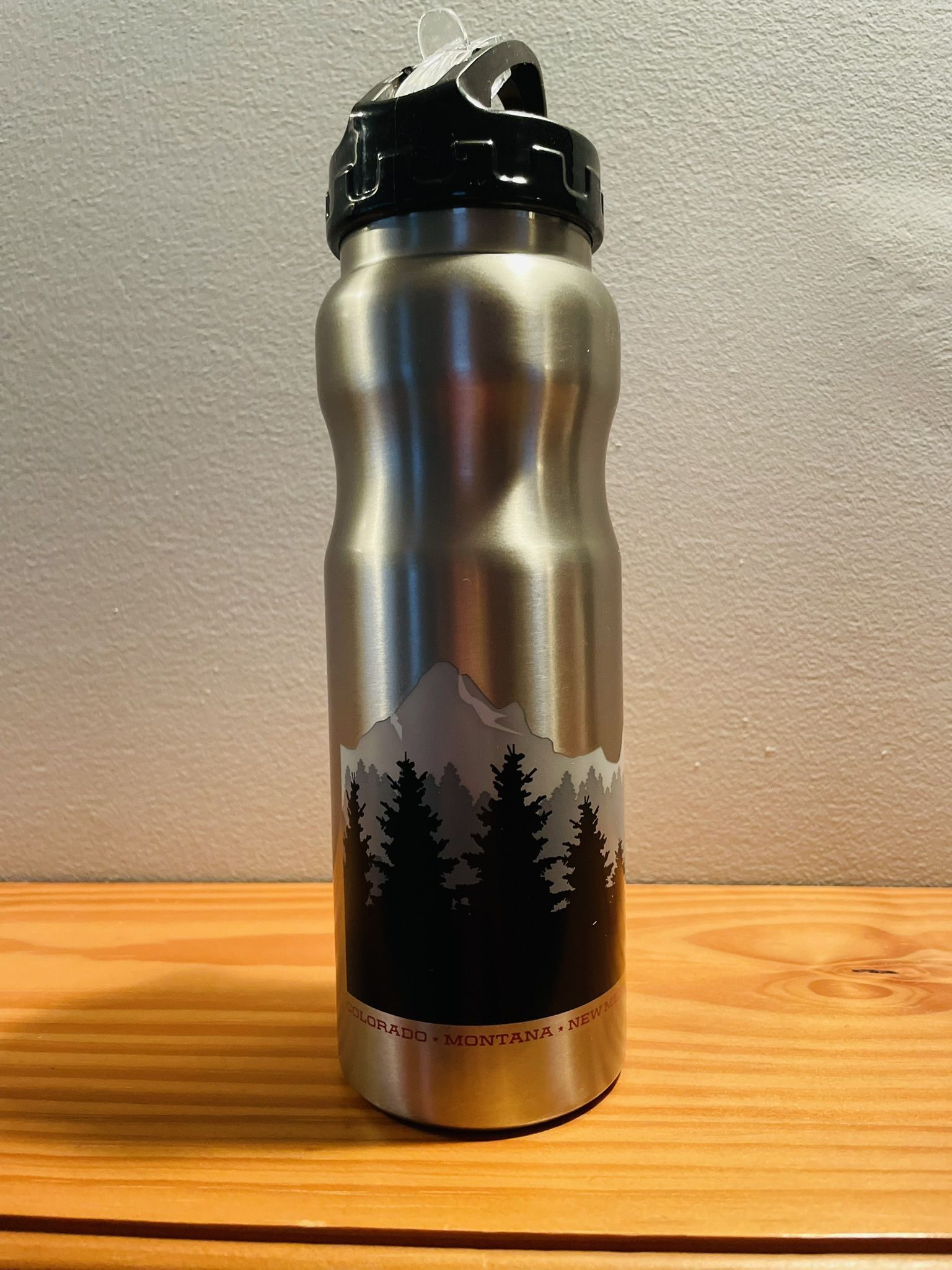 NEW 2011 TEAM MARLBORO 16 OZ STAINLESS STEEL WATER BOTTLE PROMO COLLECTIBLE ITEM