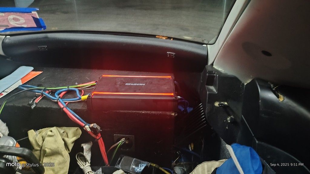 Amp 1200 Watts Rms