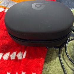 Beats Studio3 Wireless headphones