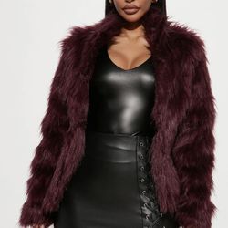 Fashion Nova- Burgundy Fur Coat Size L