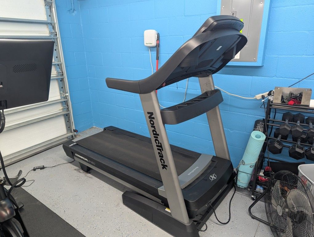 NordicTrack 2450 Treadmill