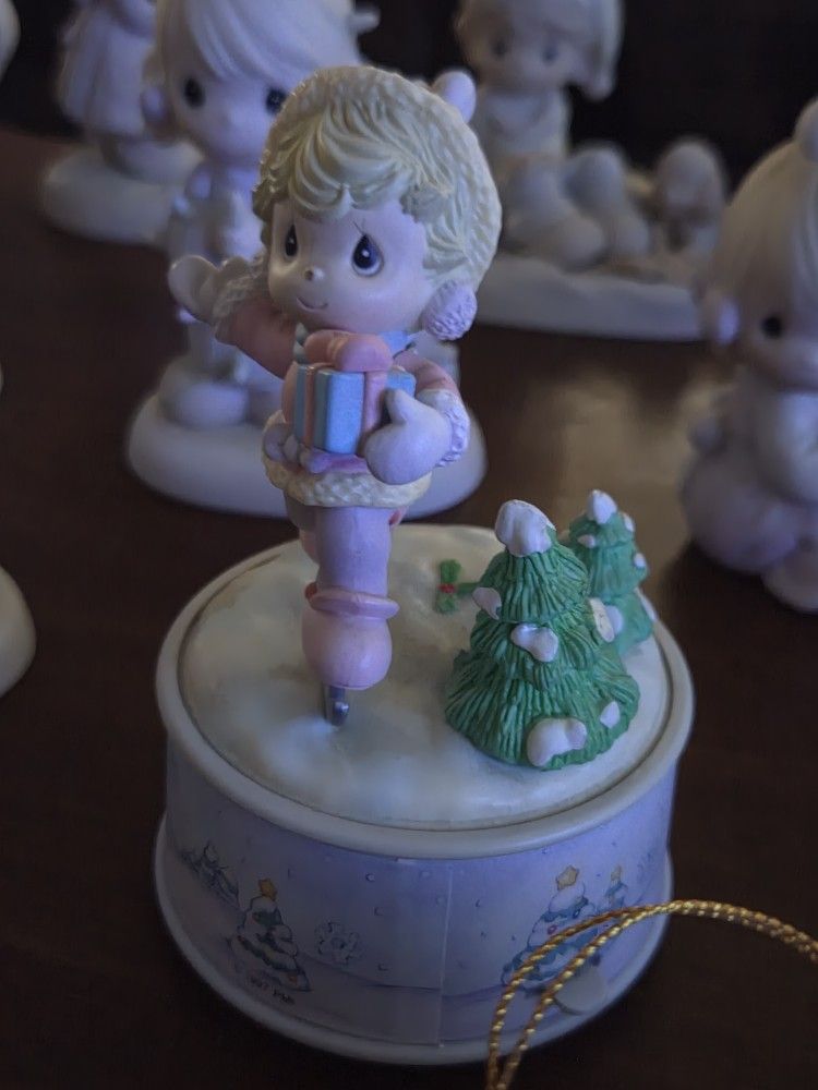♡ Precious Moments Figurines -(33 Pcs ) Many Various $3 - $15 ♡