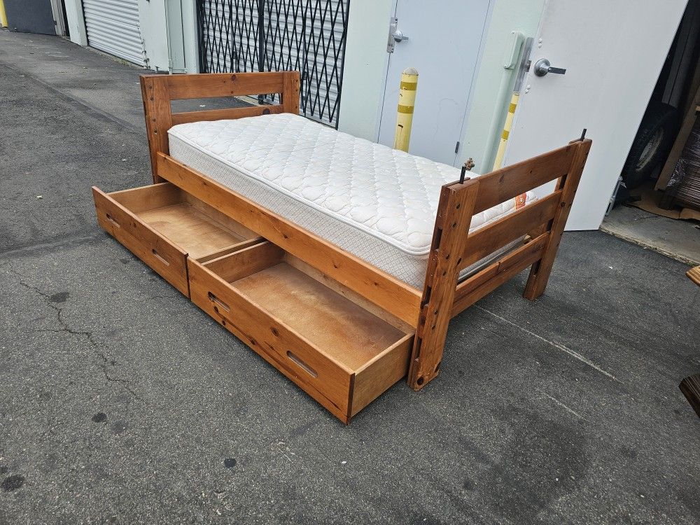 Twin Bed And Mattress 