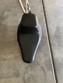 Harley motorcycle Lowrider S stock seat
