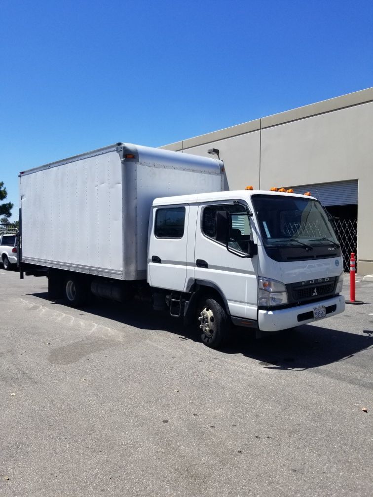 2010 Mitsubishi FUSO FE84DW