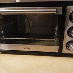 Toaster oven, MK purse, Jordan's sz 6 1/2 for ladies