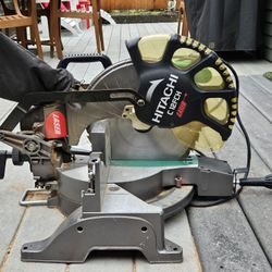 Hitachi C12FCH Compound Miter Saw With Laser Marker