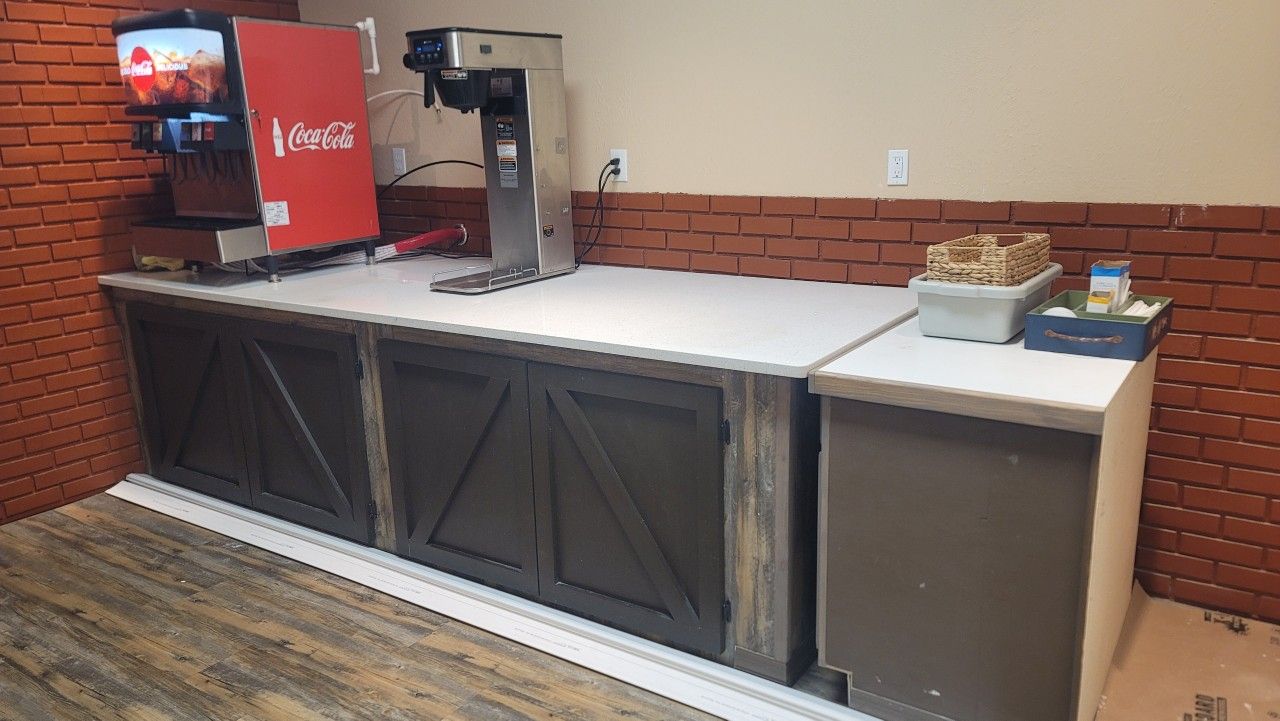 Quarts Countertop, 10 Ft X 3ft