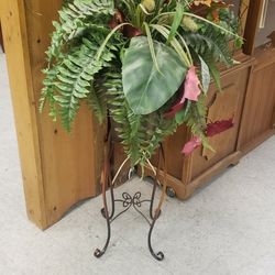 Plant Stand 