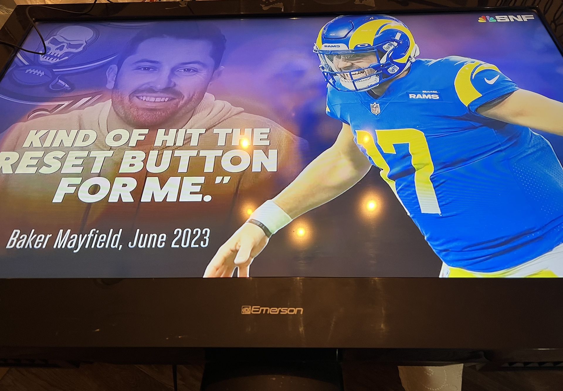 WORKING Emerson 40” Inches TV without control 