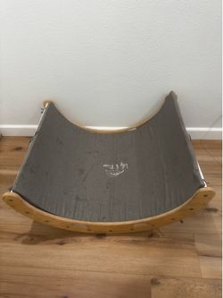 Lily & River Padded Rocker/Climber