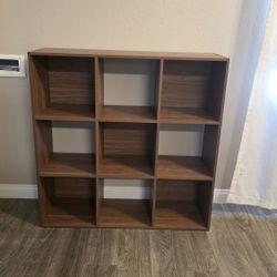 9 Cube Storage/Bookshelf 