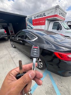 Llaves de autos / car keys and remotes