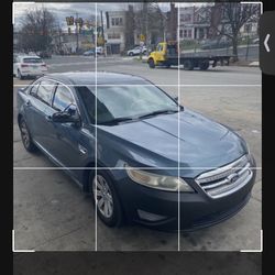 2010 Ford Taurus
