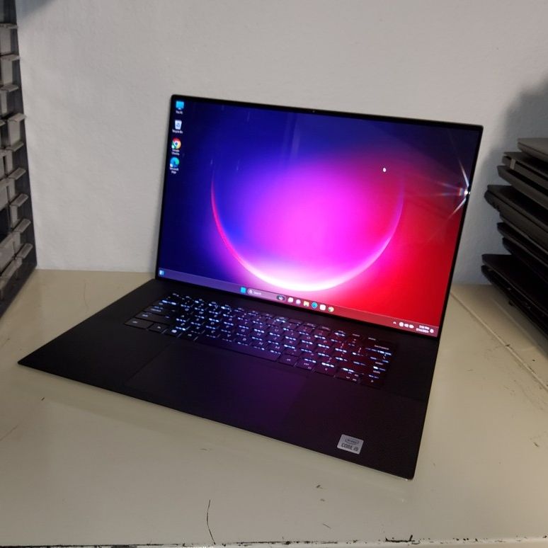 Dell XPS 9700 17.3" 4K Touch 8-Core i9-10885H 2.4GHz 64GB 2TB RTX 2060

W11