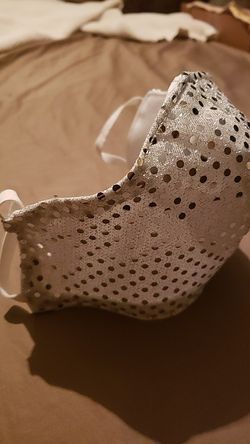 Diamond blink mask