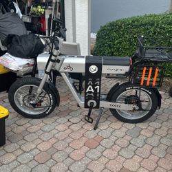 Async’s A1 Electric Super E-bike 