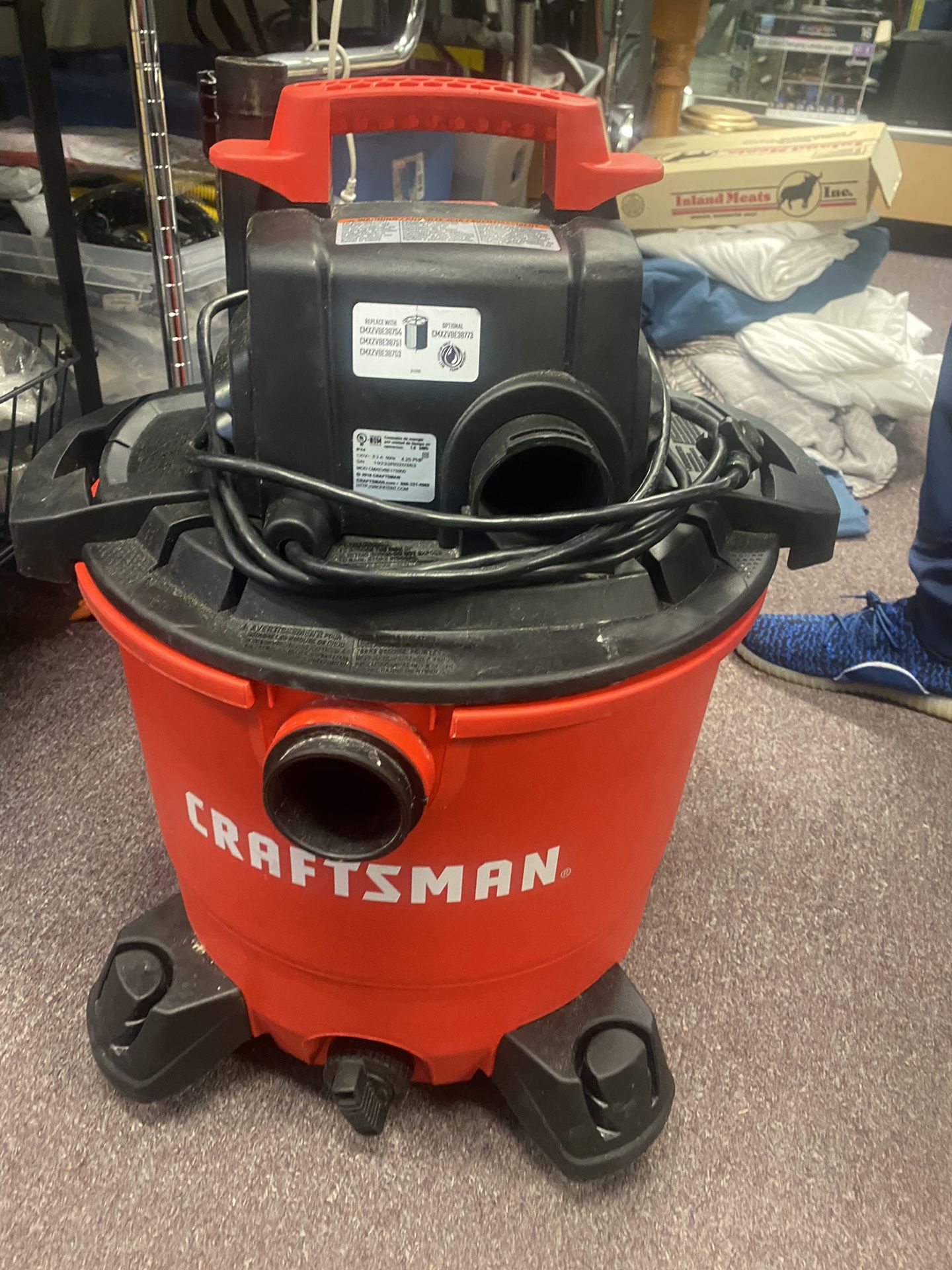 CRAFTSMAN CMXEVBE17590 9 Gallon 4.25 Peak HP Wet/Dry Vac, Portable Shop Vacuum