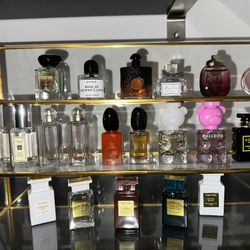 Mini Perfume And Mini Glass Display Shelf