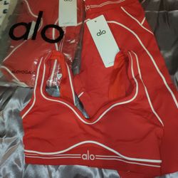 Alo Matching Set Size Xs, S, And Medium , Brand New Message If Interested 