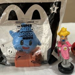 Super Mario Bros Mcdonalds toy bundle