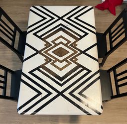 Kitchen Table and 4 IKEA  Chairs