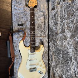 Fender Stratocaster : Albert Hammond Jr. Model