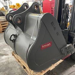 Excavator Volvo EC140 rock bucket 48” width