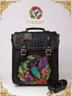 Mochila Artesanal de Piel grabada 3 in 1.